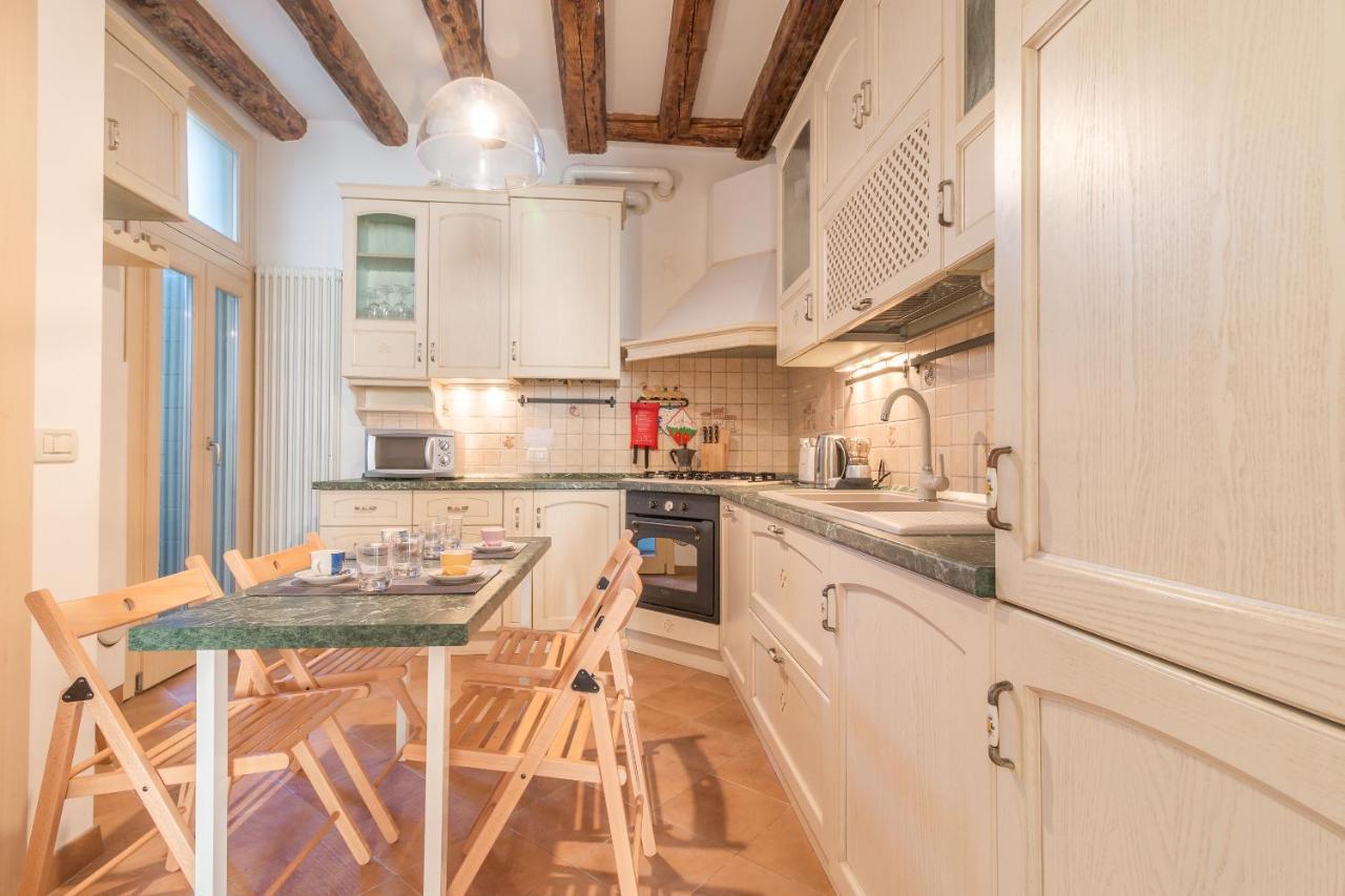 Casa Masa close to @S.Lucia Train Station Venecia Exterior foto
