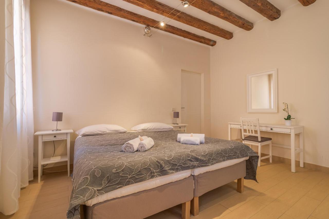 Casa Masa close to @S.Lucia Train Station Venecia Exterior foto